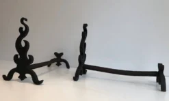 Paire de chenets en fonte et fer forgé