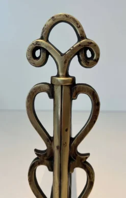 Paire de Chenets en Laiton et Fer Forgé à Flambeaux à Triple Volute et Mont