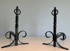 Paire de Chenets Néoclassiques en Fer Forgé à Colonnes Torsadées, Finiales