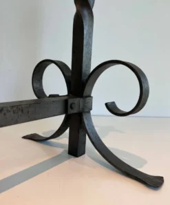 Paire de Chenets Néoclassiques en Fer Forgé à Colonnes Torsadées, Finiales