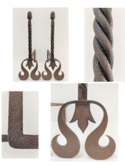 Paire de chenets sculpturaux en fonte à têtes torsadées
