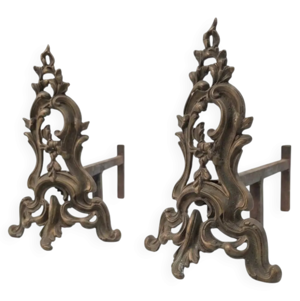 Paire de chenets style Louis XV en bronze