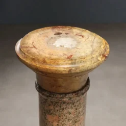Paire de colonnes en marbre breccia et granit - Italie XIXe siècle