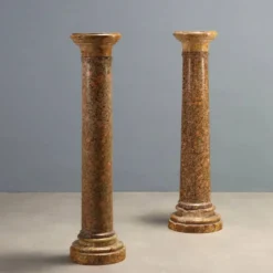 Paire de colonnes en marbre breccia et granit - Italie XIXe siècle