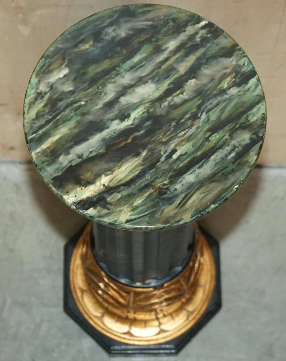 Paire de colonnes torchères laquées style néoclassique Chinoiserie