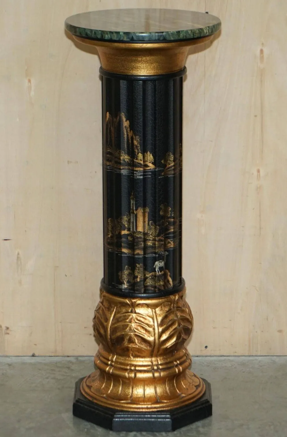 Paire de colonnes torchères laquées style néoclassique Chinoiserie
