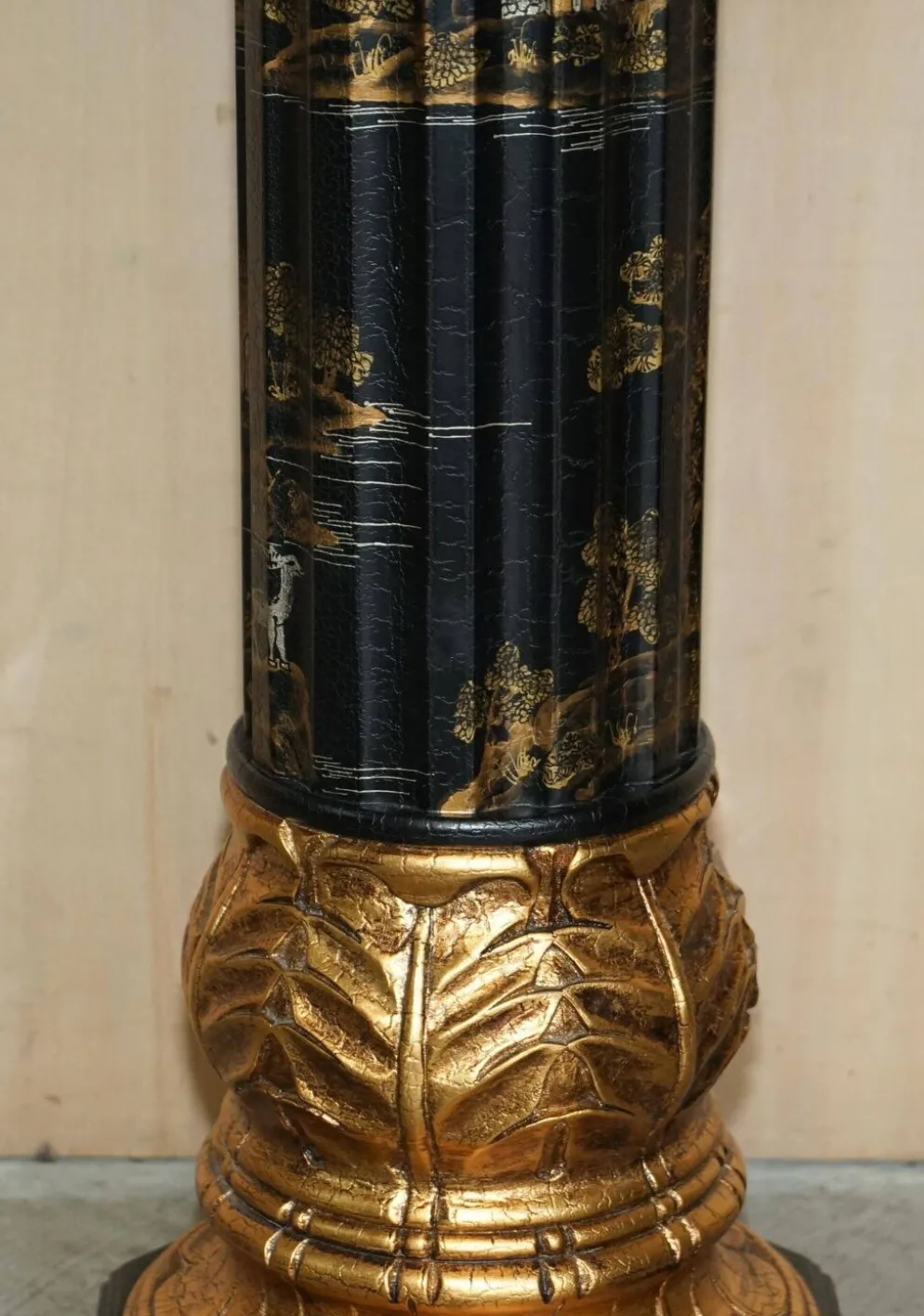 Paire de colonnes torchères laquées style néoclassique Chinoiserie