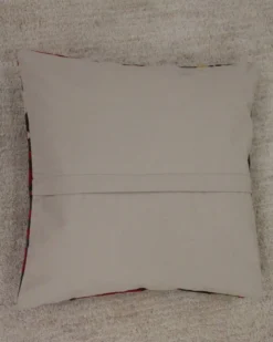 Paire de coussins géométriques en kilim turc plat