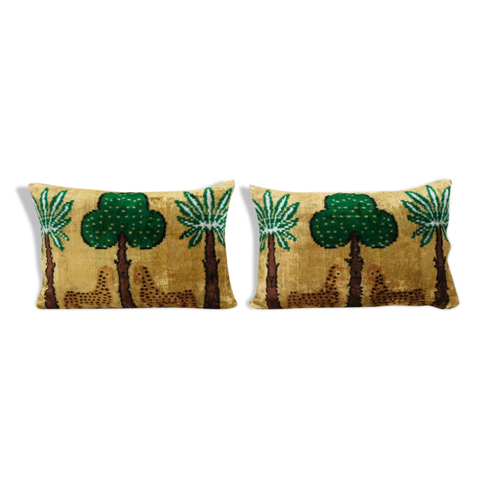 Paire de coussins Ikat tigres