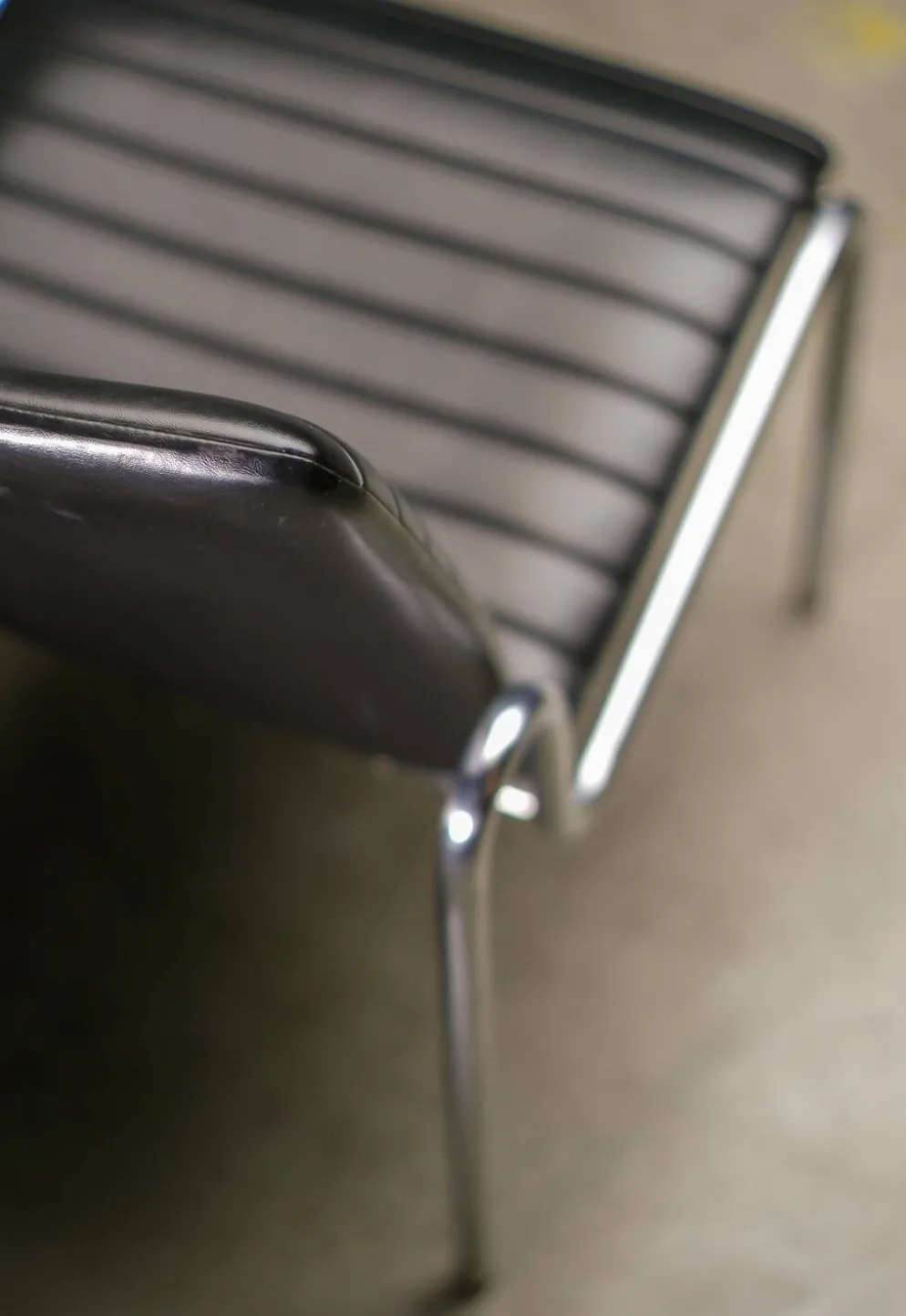 Paire de fauteuils modèle No 703 de Kho Liang Ie, 1968