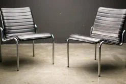 Paire de fauteuils modèle No 703 de Kho Liang Ie, 1968