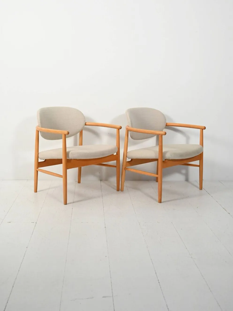 Paire de fauteuils "Pluto" par Alf Svensson