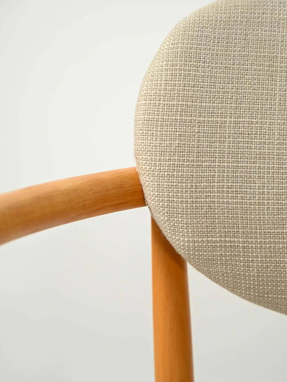 Paire de fauteuils "Pluto" par Alf Svensson