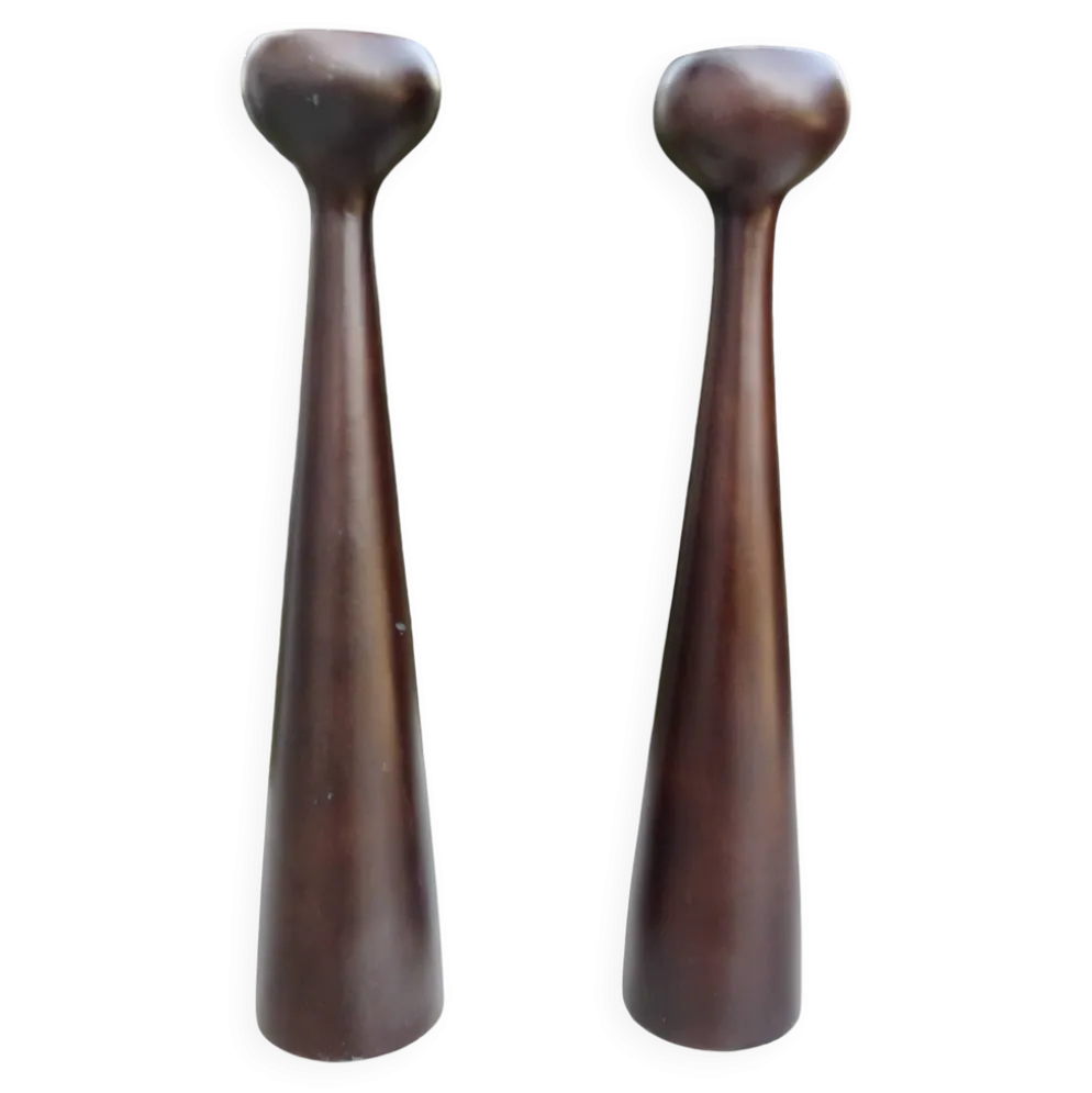 Paire de grands bougeoirs scandinaves en teck 1960 vintage