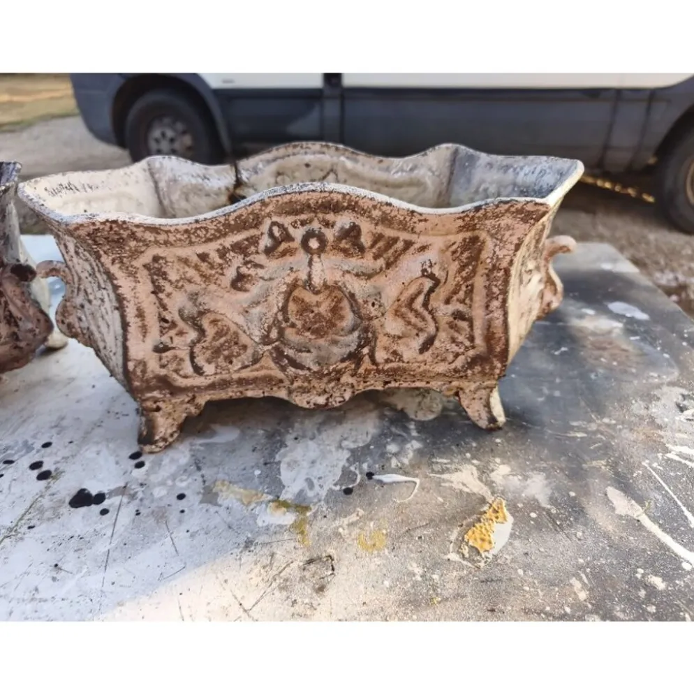 Paire de jardinières en fonte 1900 de Charleville - Mézières