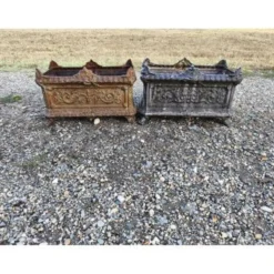 Paire de jardinières en fonte 1900 de Charleville-Mézières