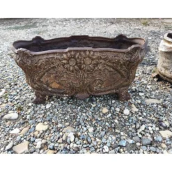 Paire de jardinières en fonte 1900 de Charleville - Mézières