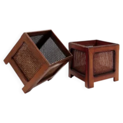 Paire de jardinières vintage en bois et panneaux de rotin tressé - années 1970