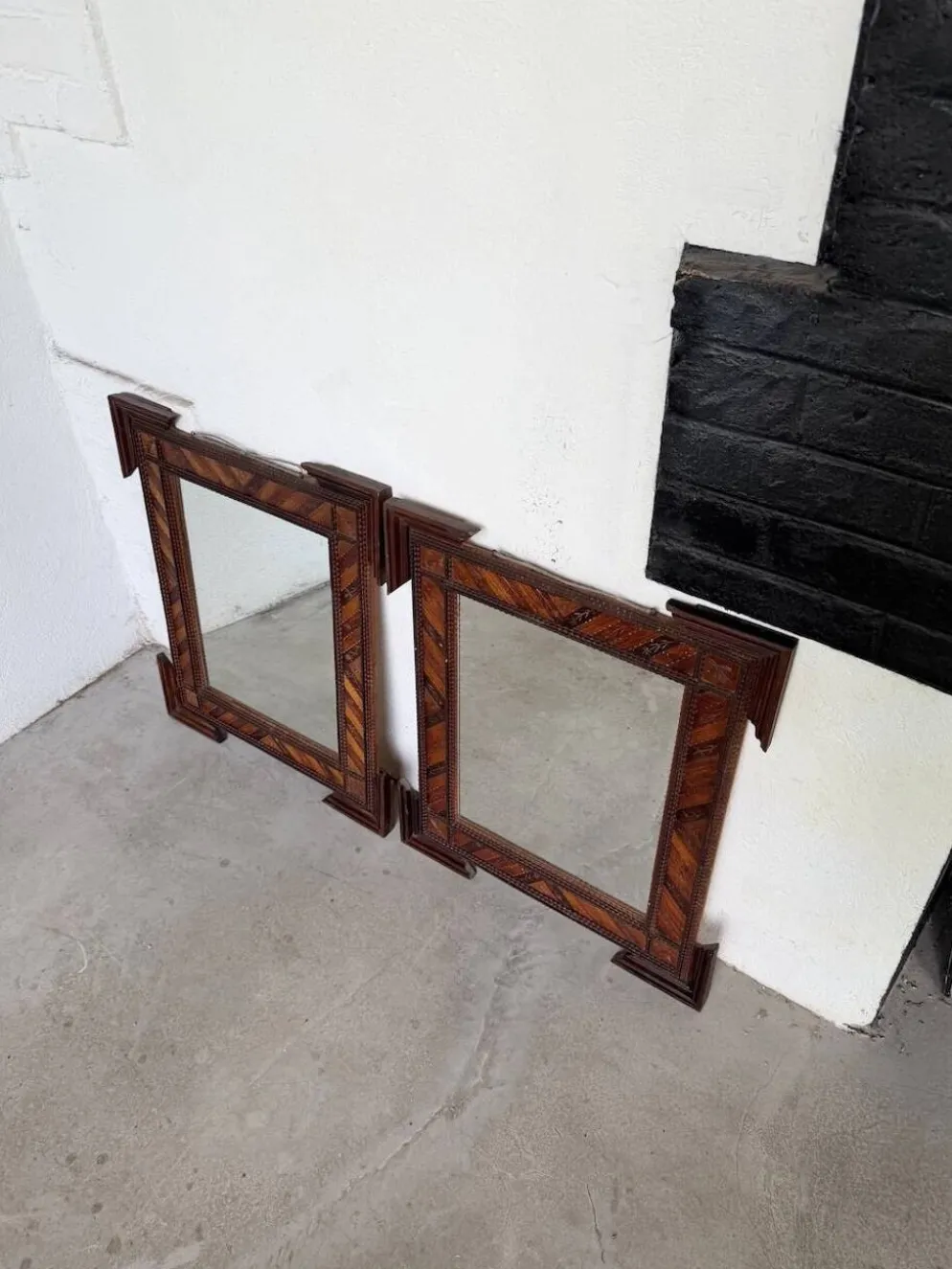 Paire de miroir bois style tramp art
