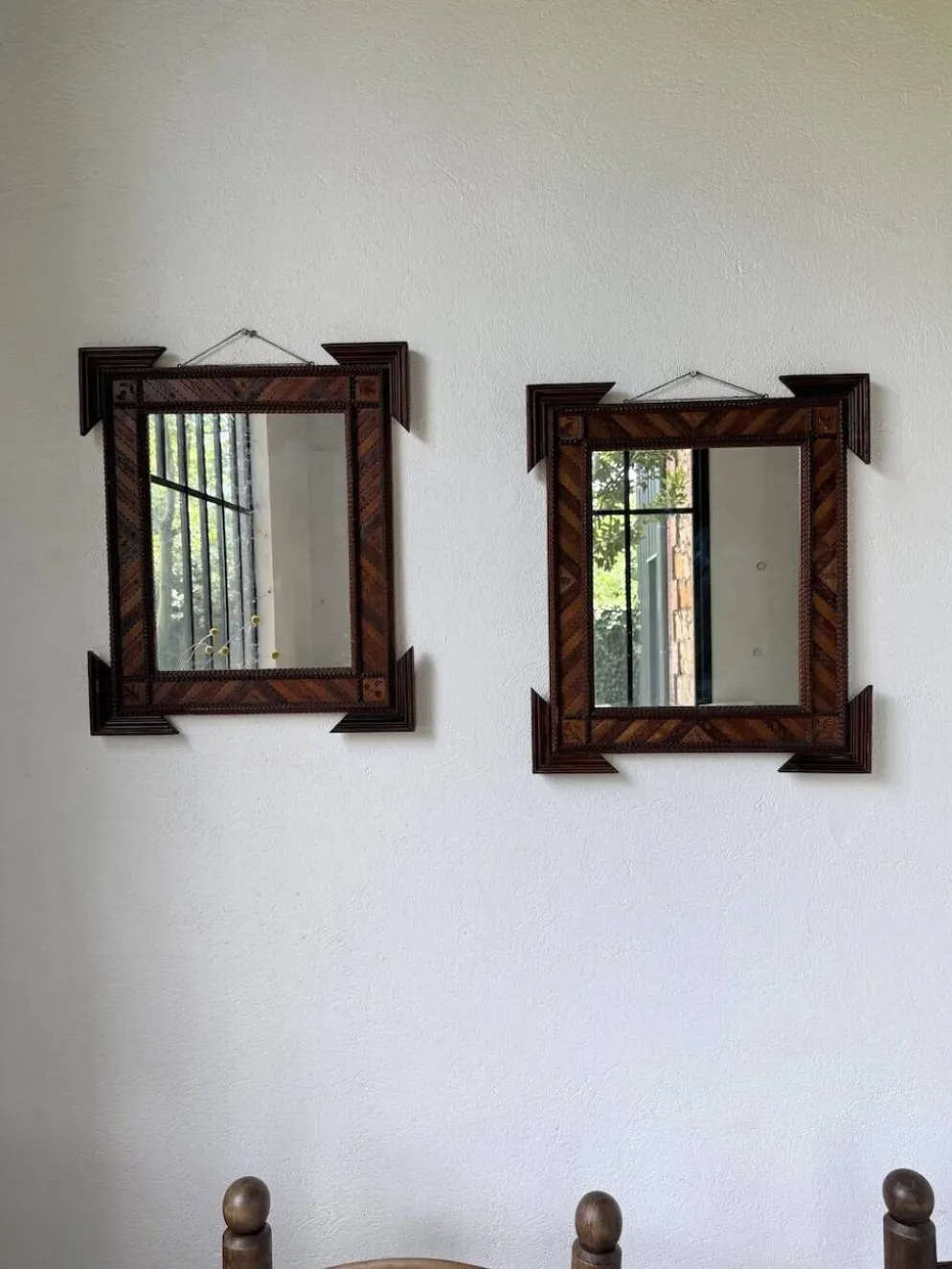 Paire de miroir bois style tramp art