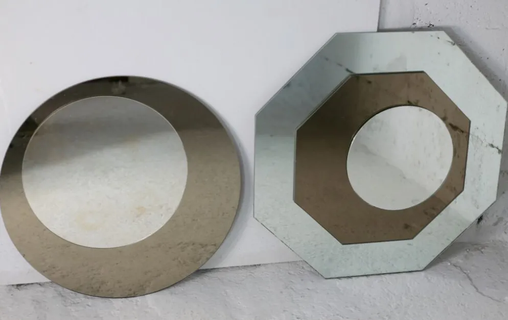 Paire de miroirs "cinétiques", France, circa 1970