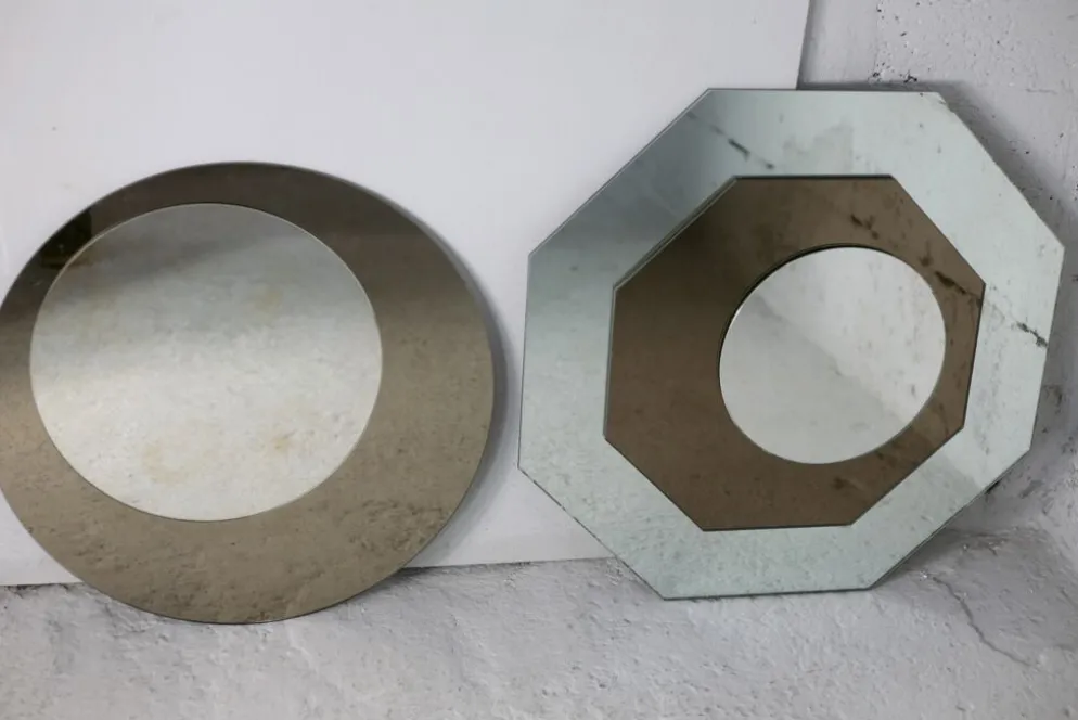 Paire de miroirs "cinétiques", France, circa 1970