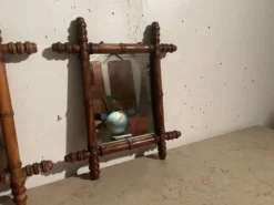 Paire de miroirs en bois, années 40