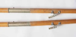 Paire de pagaies en bois