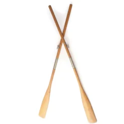 Paire de pagaies en bois