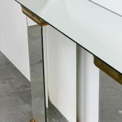 Paire de piédestaux / socles miroir Deknudt en finition dorée, Belgique, années 1980.