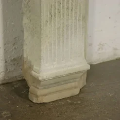 Paire de pilastres Renaissance en pierre Serena, Italie, XVIe siècle