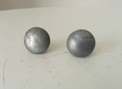 Paire de poignées bouton de meuble ancien