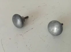 Paire de poignées bouton de meuble ancien