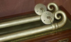 Paire de poignées de porte en laiton victorien antique, très grandes