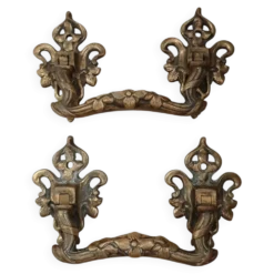 Paire de poignées en bronze L.Pinet