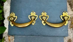 Paire de poignées en bronze signé L.PINET Art Nouveau