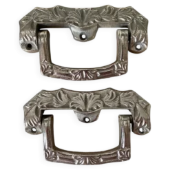 Paire de poignées tombantes métal argenté style art déco