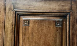 Paire de portes a deux panneaux en noyer massif XVIII siècle