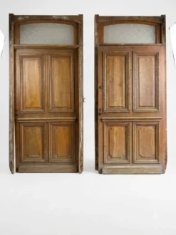 Paire de portes d'entrée en chêne massif, XIXe