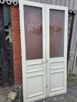 Paire de portes de séparation Art nouveau en verre gravé
