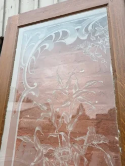 Paire de portes de séparation Art nouveau en verre gravé
