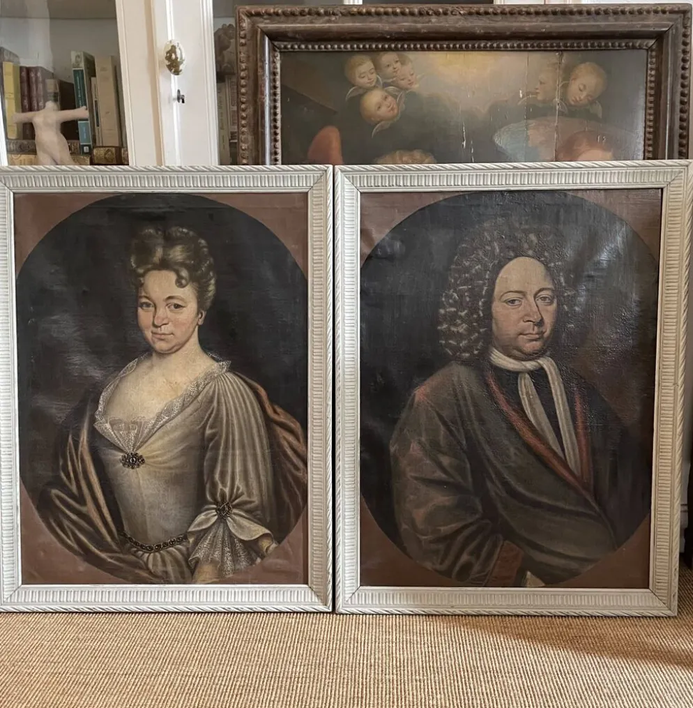 Paire de portraits début 18ème