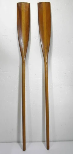 Paire de rames en bois