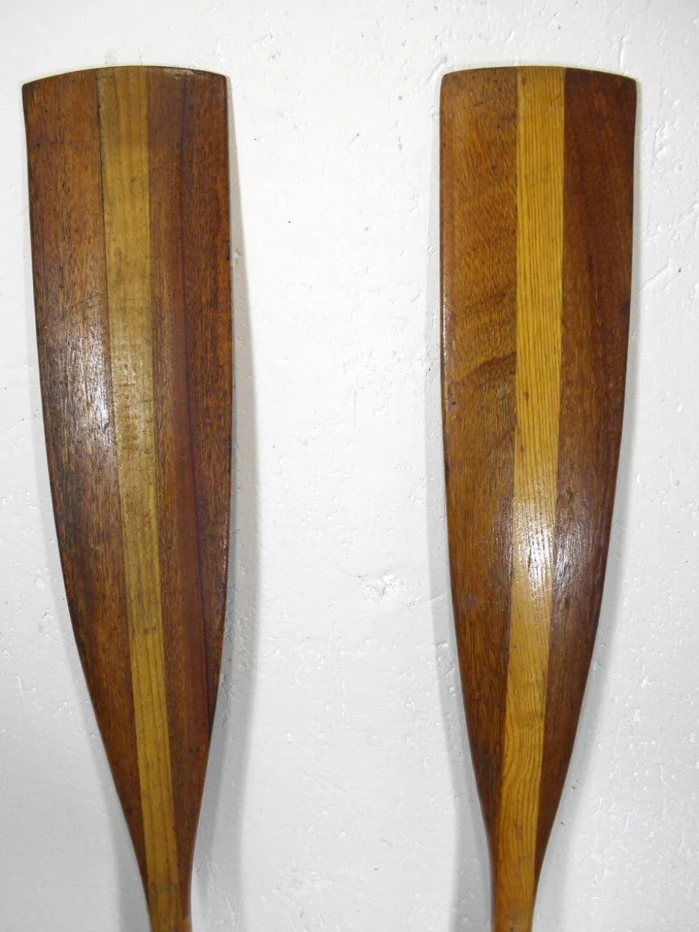 Paire de rames en bois