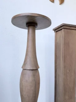 Paire de sellettes colonnes en bois 1950
