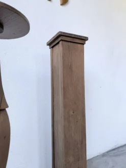 Paire de sellettes colonnes en bois 1950