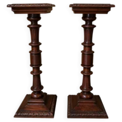 Paire de sellettes style Renaissance en noyer - époque XIXeme