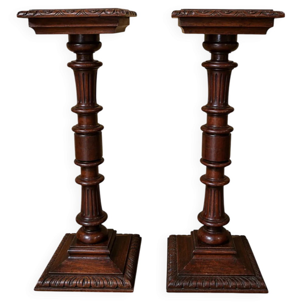 Paire de sellettes style Renaissance en noyer - époque XIXeme