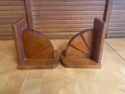 Paire de serre-livres anciens Art déco en bois, France