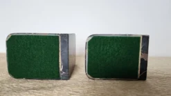 Paire de serre-livres Art Déco en marbre Portor et onyx, années 1930-1950